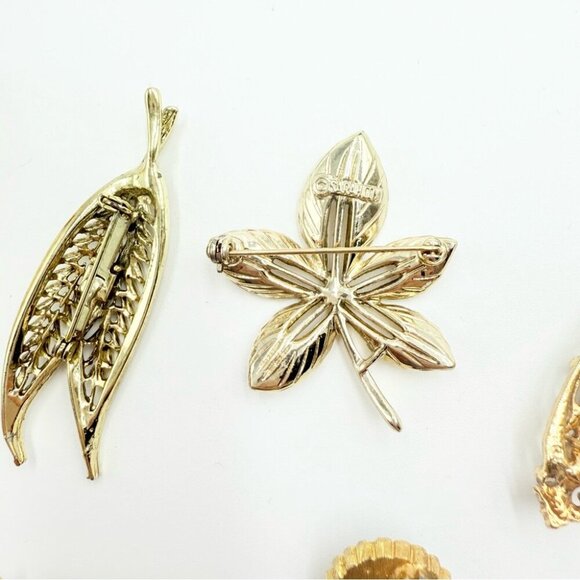 Vintage Gold Tone Rhinestone Bar Collar Flower Leaves Brooches in Lot - Picture 10 of 10